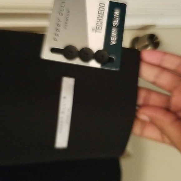 Perry Ellis Premium Black Techxedo Extreme Slim Fit Tuxedo - Picture 4 of 5